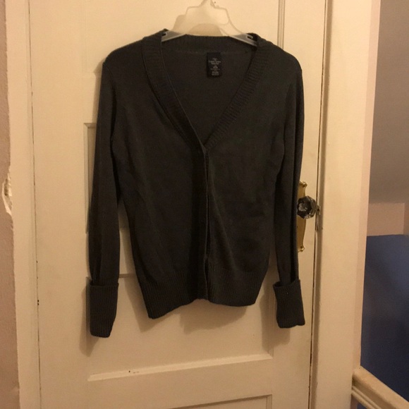 Gray Cardigan🖤 - Picture 1 of 5